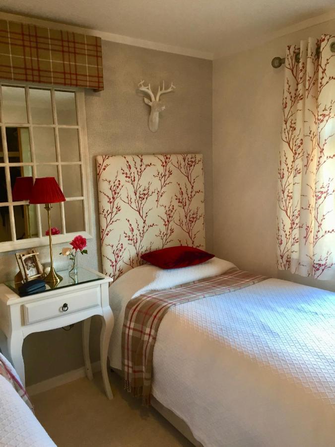 Otter Lodge Auchterarder Buitenkant foto